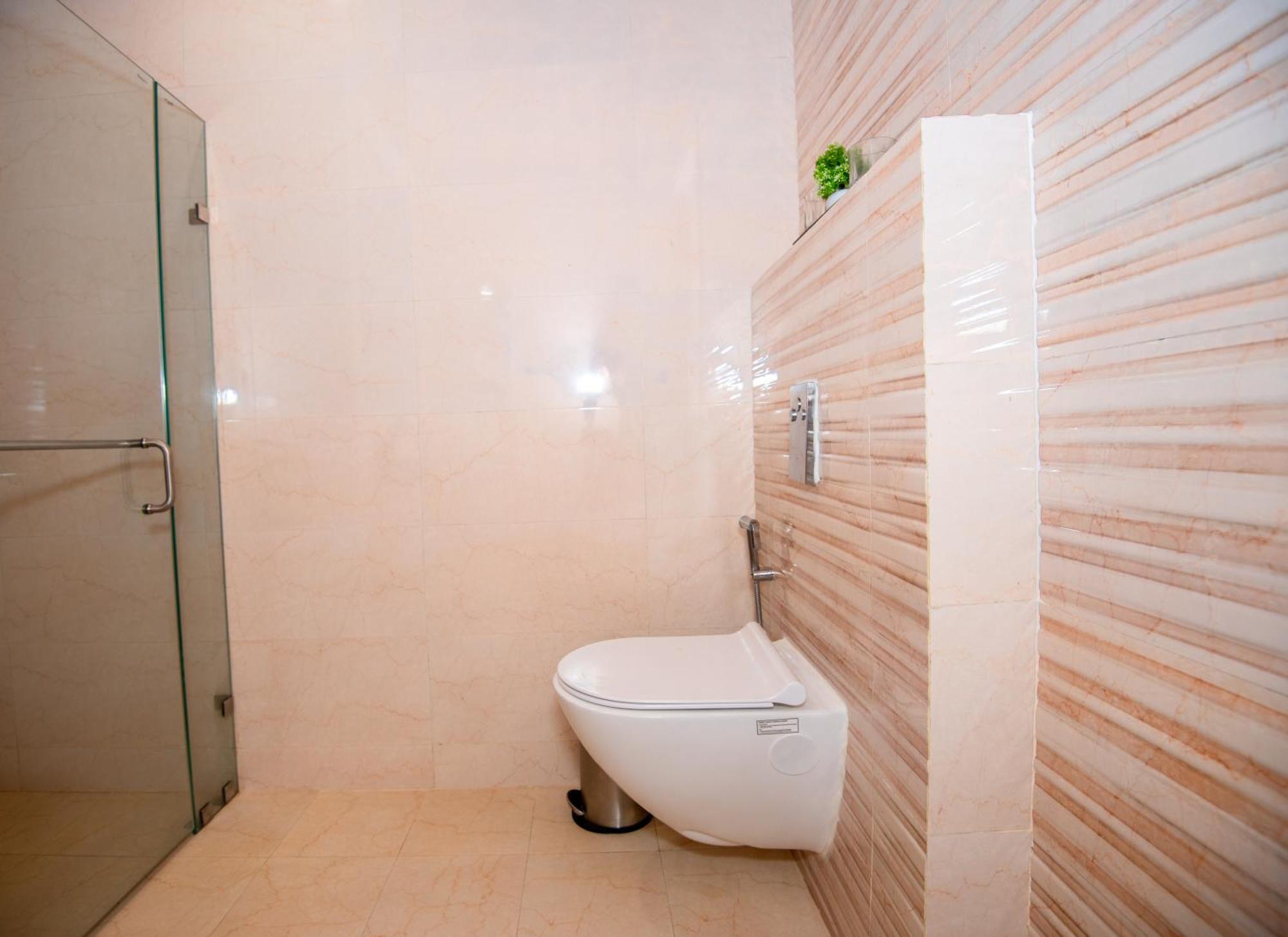 Hotel Avadh Classio Near By Ram Mandir Faizabad ภายนอก รูปภาพ